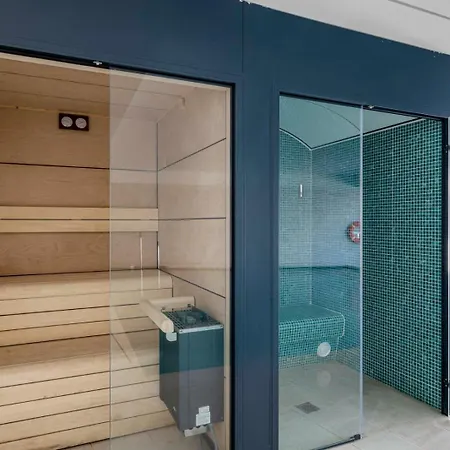 아파트 Vivi Homes - Sunrise Pool, Sauna, Gym, Terrace & Sea View