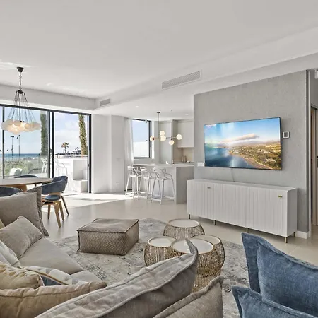 Vivi Homes - Sunrise Pool, Sauna, Gym, Terrace & Sea View * 토레몰리노스